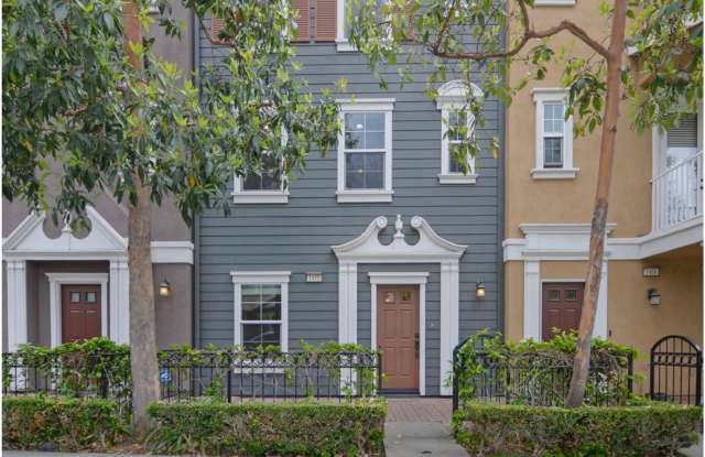 SPECTAULAR TUSTIN CONDO!! photos photos