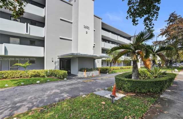 1601 NE 191 ST photos photos