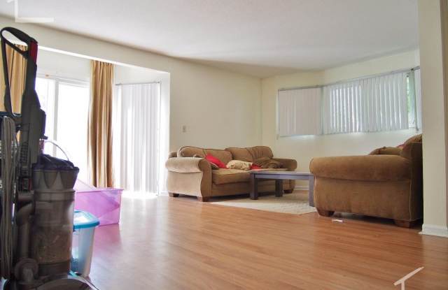 No Fee,  Nearly 3k Sq. ft Pet-Friendly Townhouse near Boston Landing with 2 Parking Spots Included! photos photos