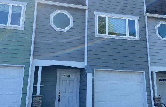 3 Bedroom | 2 1/2 Bath Townhouse in The Dalles, OR. photos photos