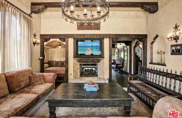7947 ELECTRA Drive Gallery 4