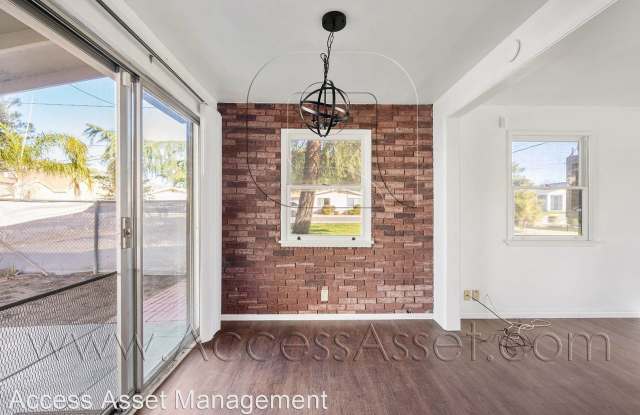 421 W 2nd Street - 421 East 2nd Street, San Jacinto, CA 92583