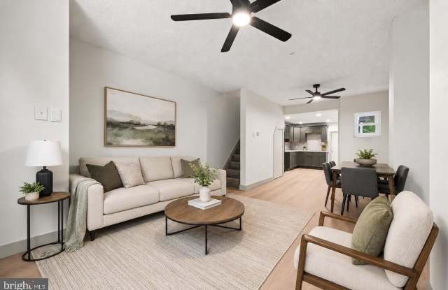 2827 TULIP Street Gallery 1