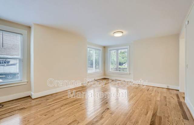 4337 2nd Avenue Northeast - 4337 2nd Avenue Northeast, Seattle, WA 98105 4337 2nd Avenue Northeast - 4337 2nd Avenue Northeast, Seattle, WA 98105