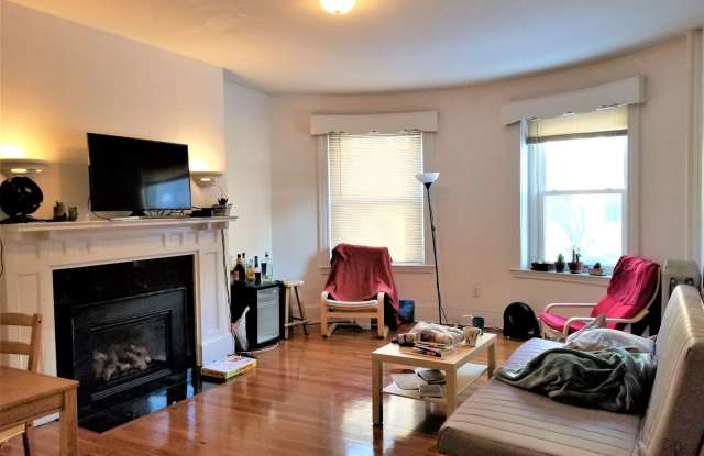 Saint Lukes Rd 4bed / 2bath in Allston available 9/1/2026 photos photos