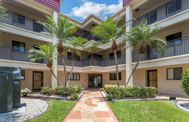 895 S GULFVIEW Boulevard Gallery 1