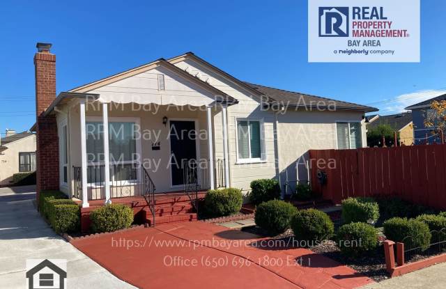 Rent Drop: 3 Bedroom 2 Bathroom San Mateo Duplex with Solar and EV Charging - 714 North Idaho Street, San Mateo, CA 94401