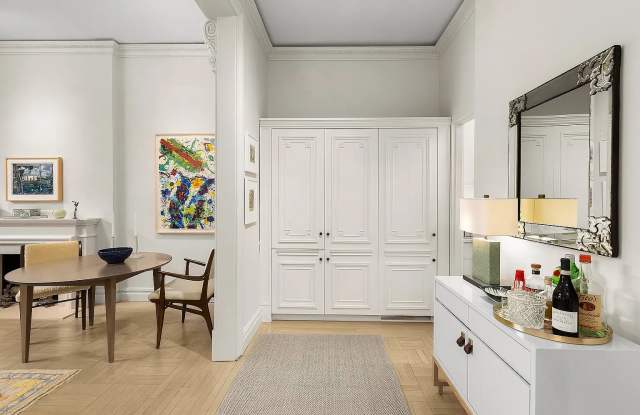 11 W 81st St Gallery 1