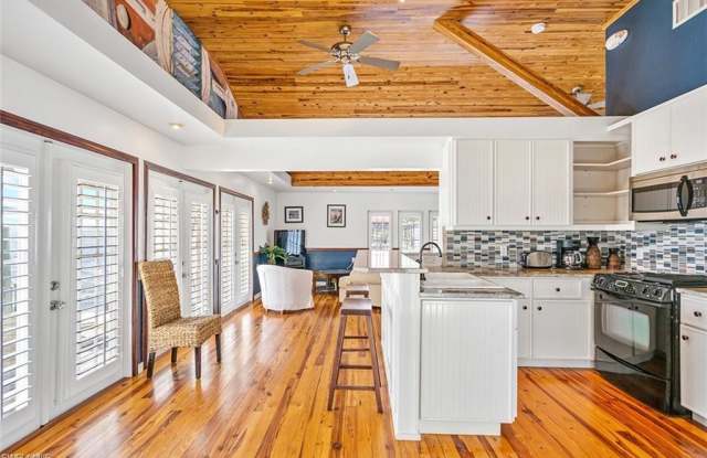 4291 Pine Island RD NW Gallery 2