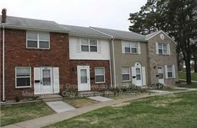 9265 Nieman Rd - 9265 Nieman Road, Overland Park, KS 66214