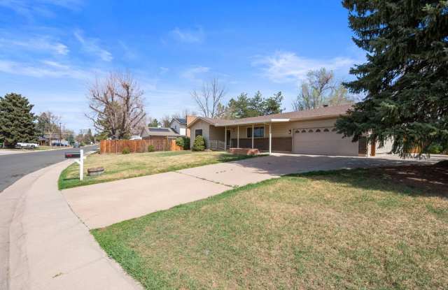 5 bedroom / 2 bath / Beautifully Updated photos photos