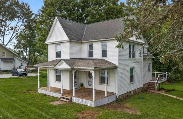 3487 N Ridge Road Gallery 2