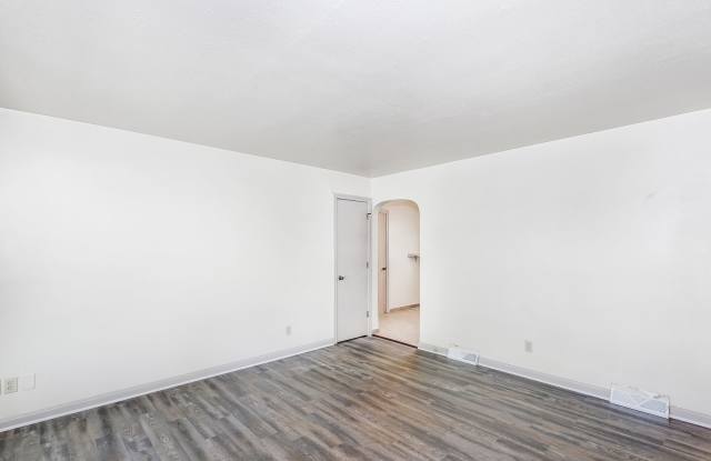 Affordable 2 Bedroom - 1 Bathroom House! Gallery 4