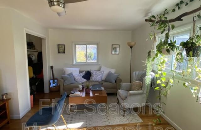 351 South Winooski Avenue - 1 photos photos