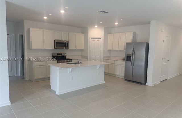 5423 Meadow Walk Gallery 3