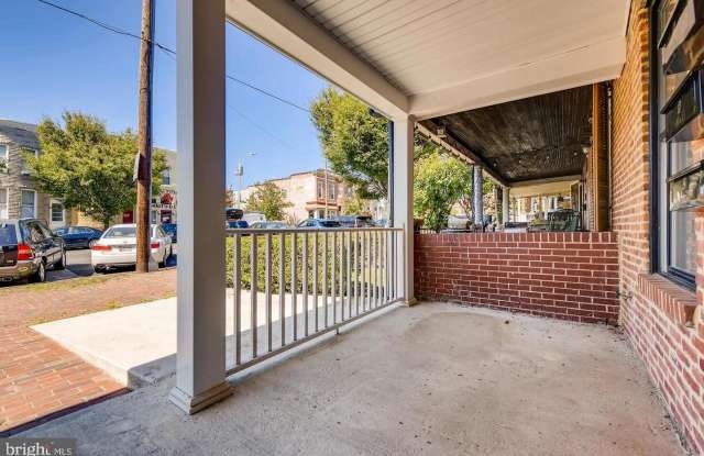3449 CHESTNUT AVENUE Gallery 2