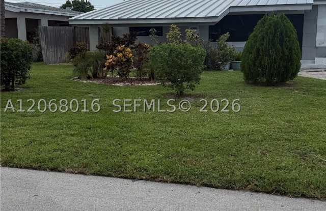 7672 Kismet St Gallery 2