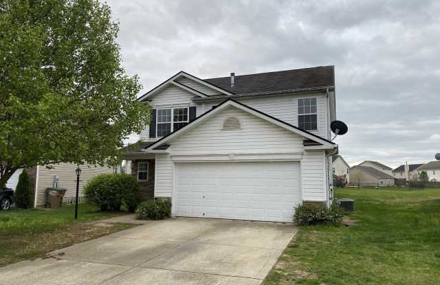 2475 Lakecrest Drive - 2475 Lakecrest Drive, Columbus, IN 47201