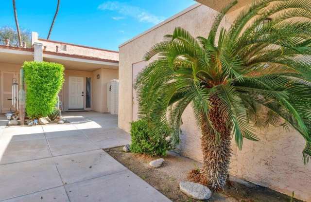 80076 Palm Circle Drive Gallery 2
