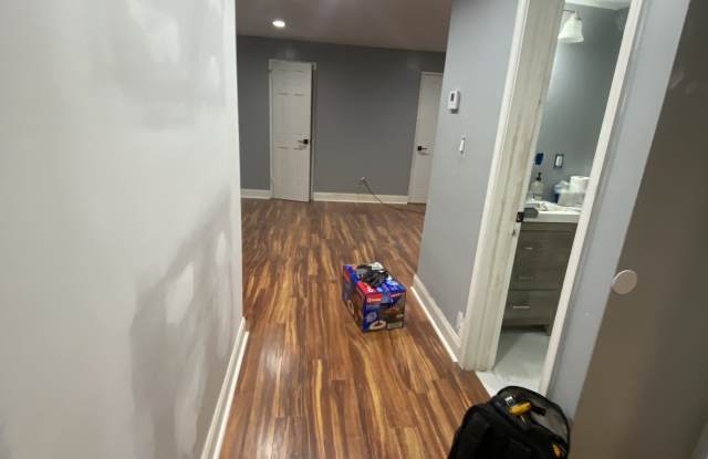 335 54th Street Northeast Unit 2 Gallery 4