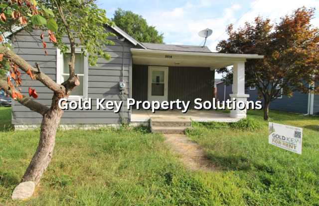 MUNCIE 3 BR 1 BA house with Fenced Backyard (SECTION 8 APPROVED) photos photos
