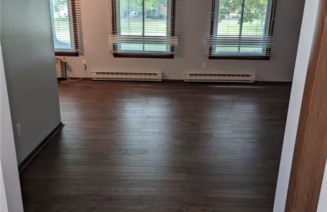 80 Wellington Court Gallery 4