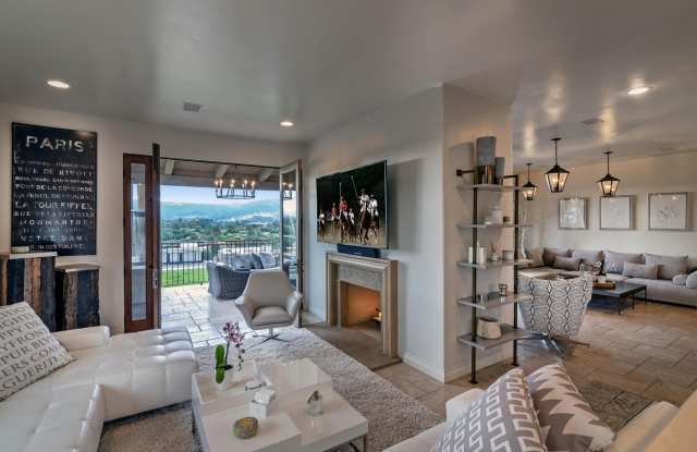 1358 Crestline Drive Gallery 3