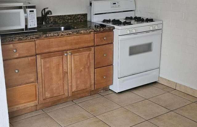 581 S California Street unit: Apt 4 photos photos