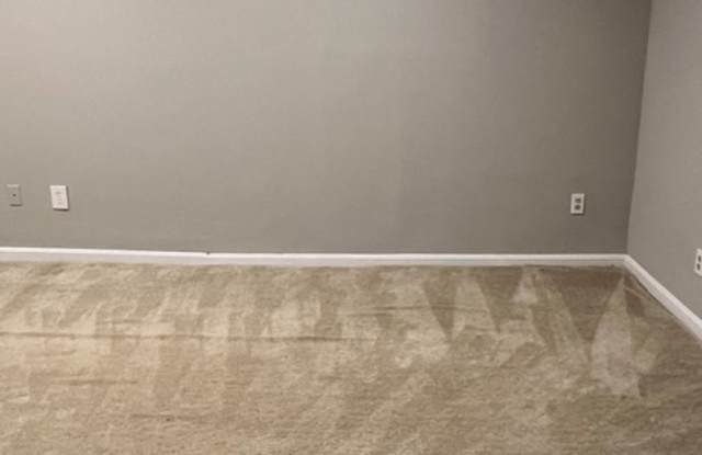 RENOVATED 3 BEDROOM TOWNHOUSE IN QUAIL VALLEY photos photos