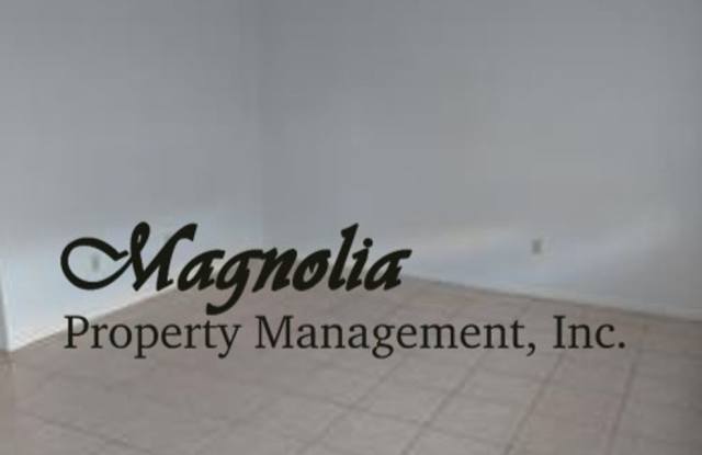 2/1 Duplex in Longwood Gallery 4
