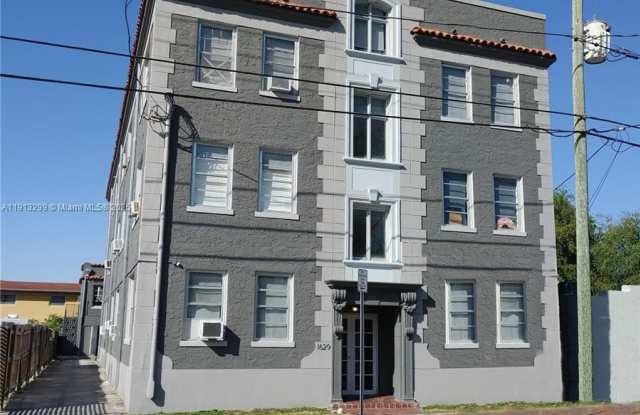 1629 SW 6th St photos photos