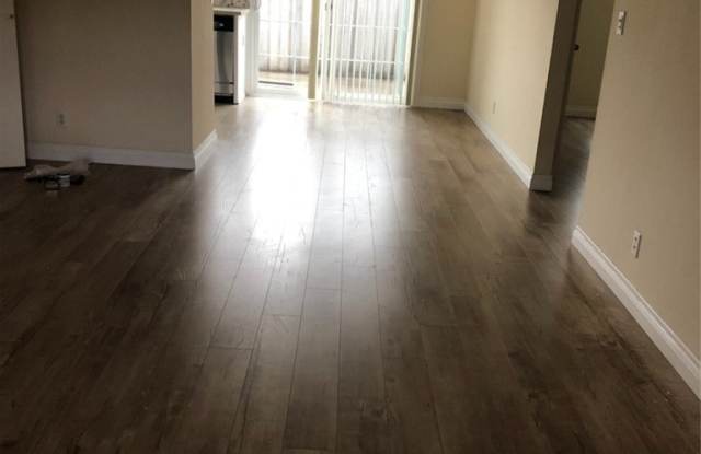 63 Streamwood Gallery 4
