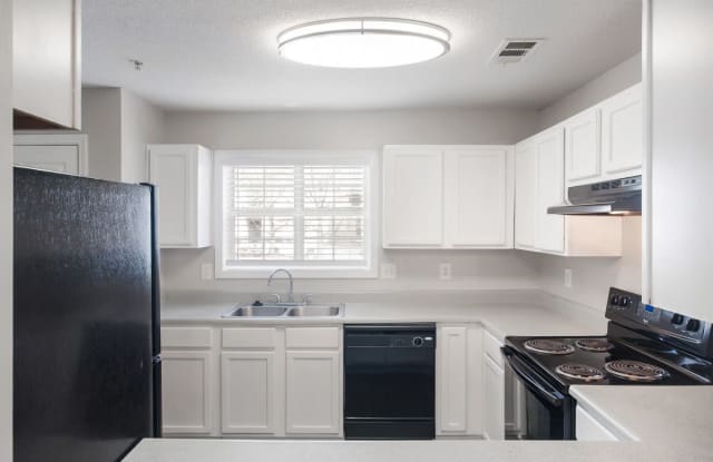 Creekside Apartments photos photos