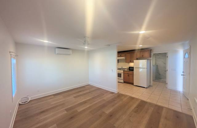 Studio located in Oceanside! photos photos