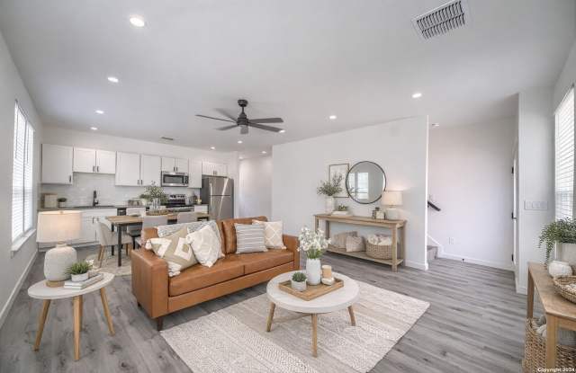 2066 DRY CREEK photos photos 2066 DRY CREEK photos photos