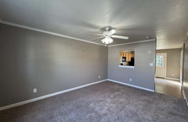 302 Streamwood Drive photos photos