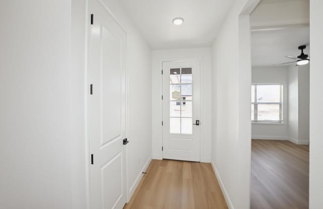 10424 Tierra Santa Unit D Gallery 4