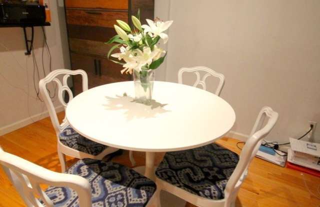 126 east 31st street Gallery 4