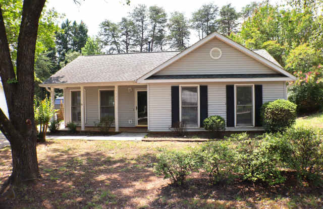 3 bedroom, 2 bathroom ranch style home in Greensboro, NC Gallery 3