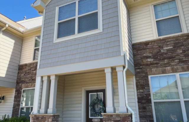 3 bedroom townhome just minutes from Duke!! Located in the popular Thompson Ridge Community! photos photos