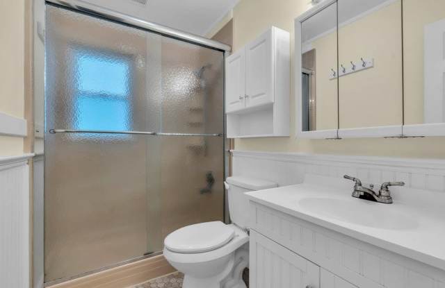 9 Monmouth Place - 9 Monmouth Place, Monmouth Beach, NJ 07750