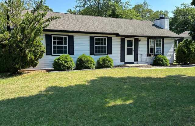 914 W SUMMER Road photos photos