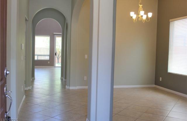 9746 MOUNT DEL MAR Street Gallery 2