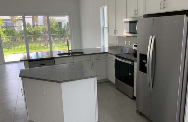16340 OAKVIEW Drive, The Acreage, FL 33470 Gallery 1
