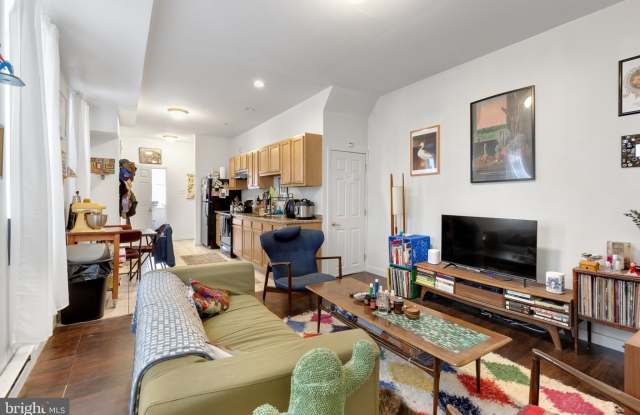 2010 E YORK Street unit: 1F photos photos