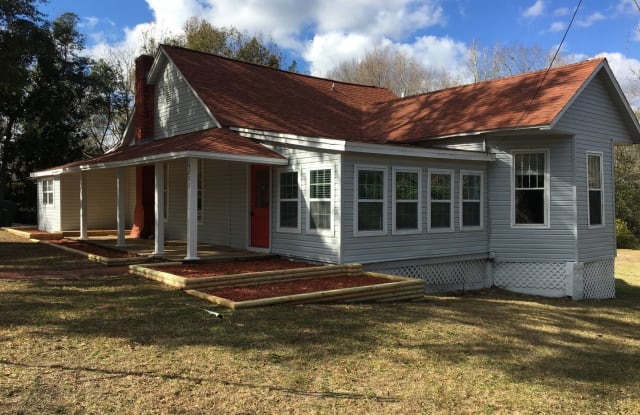 5253 Conecuh St - 5253 Conecuh Street, Milton, FL 32570