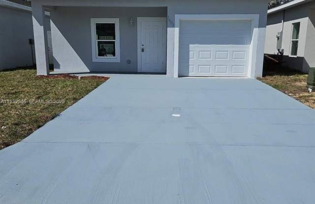 1483 Las Villas Blvd photos photos