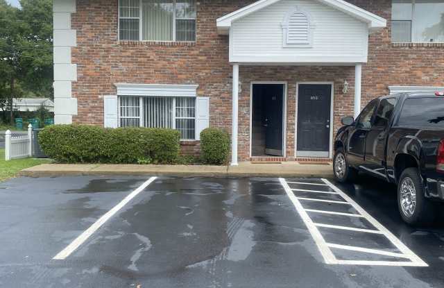 852 Stonegate Ct photos photos
