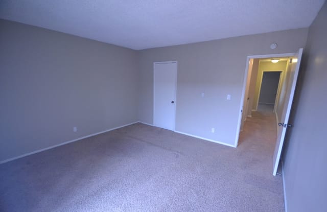 711 Orange Grove Ave - 711 Orange Grove Avenue, Glendale, CA 91205