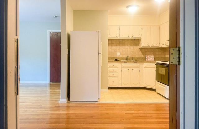 1185 Adams St 5 photos photos